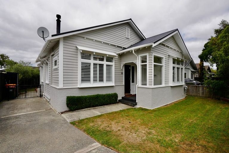 Photo of property in 37 Miro Street, Takaro, Palmerston North, 4410