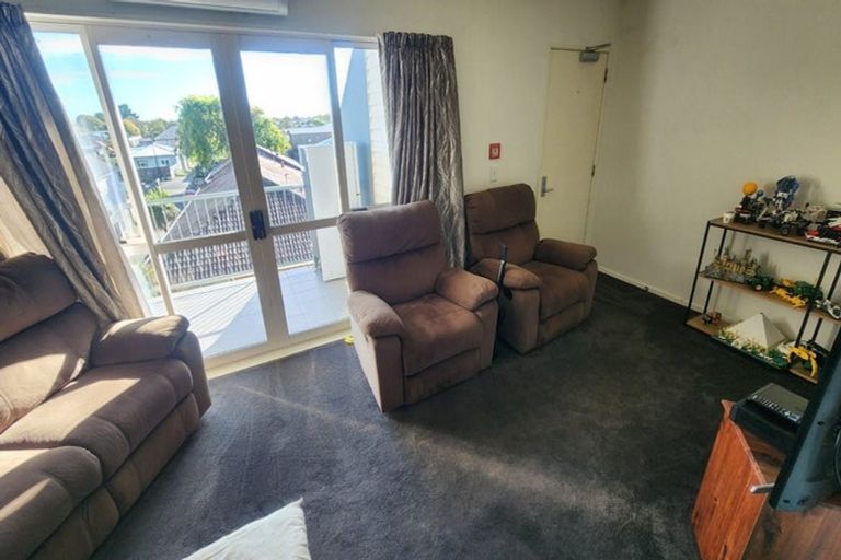 Photo of property in 10/57 Charles Street, Waltham, Christchurch, 8011