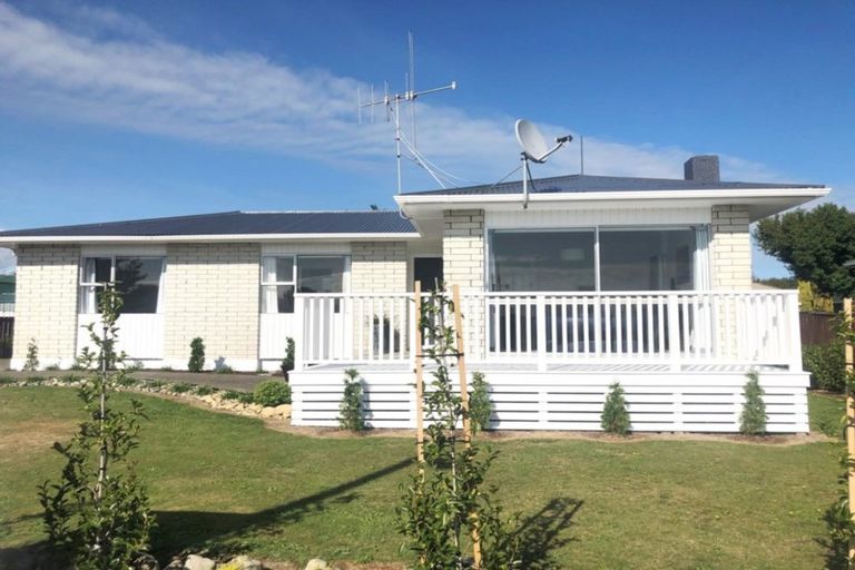 Photo of property in 12 Vogel Street, Levin, 5510