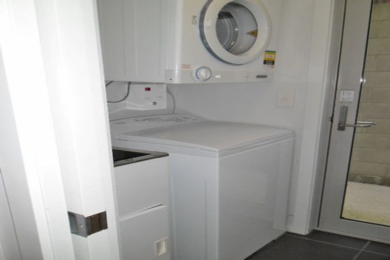 Photo of property in 25a London Street, Dunedin Central, Dunedin, 9016