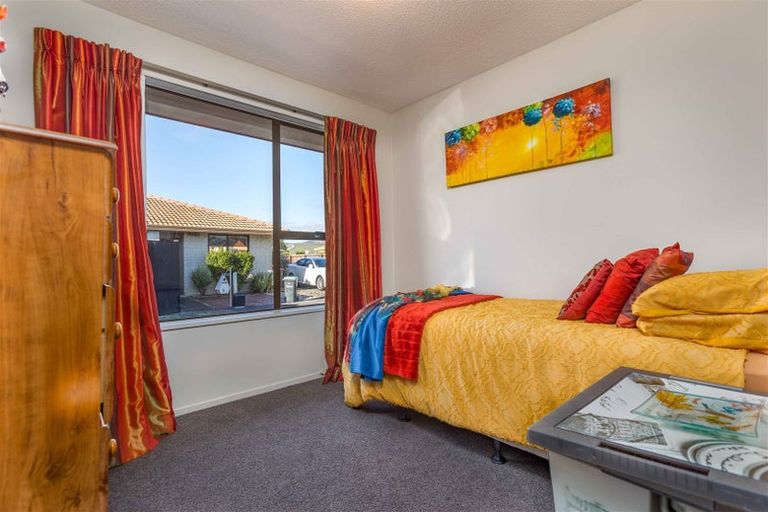 Photo of property in 5 Flaxwood Lane, Waltham, Christchurch, 8023