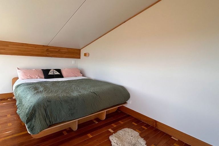 Photo of property in 1 Karepa Street, Brooklyn, Wellington, 6021