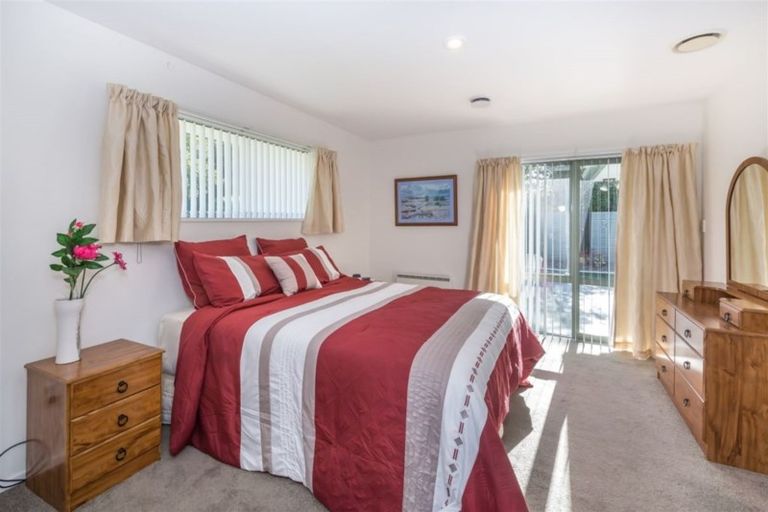 Photo of property in 51 Durrell Way, Rolleston, 7614