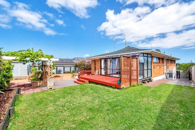 Photo of property in 223 Glamorgan Drive, Torbay, Auckland, 0630