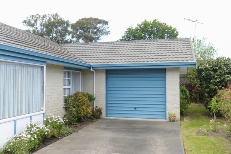 Photo of property in 46b Hetley Crescent, Taradale, Napier, 4112