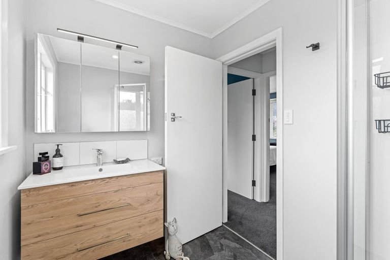 Photo of property in 23 Tasman Street, Levin, 5510