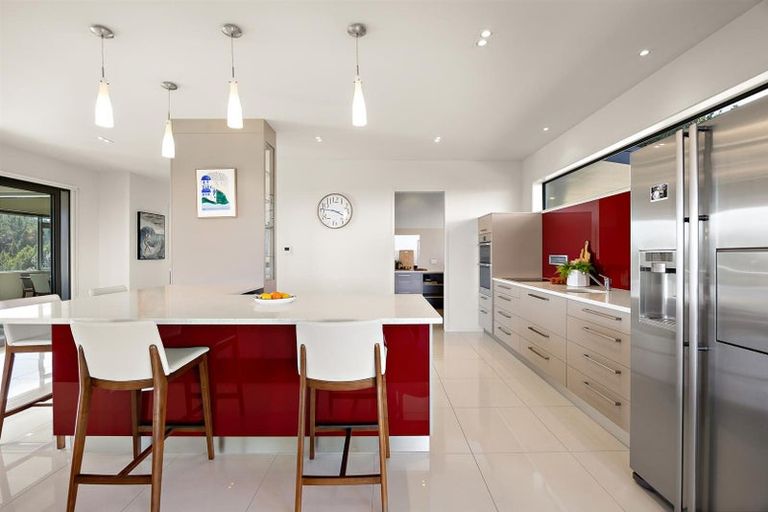 Photo of property in 55 Pinetone Road, Kumeu, 0892