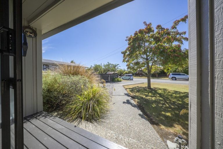 Photo of property in 25 Howden Street, Te Anau, 9600