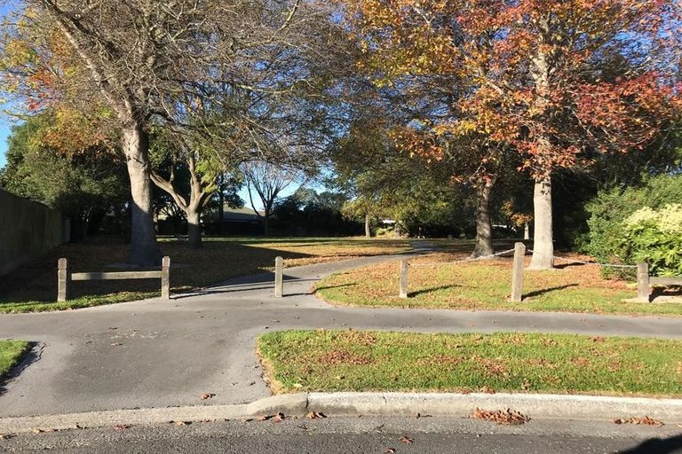 Photo of property in 6 Topaz Place, Bishopdale, Christchurch, 8053