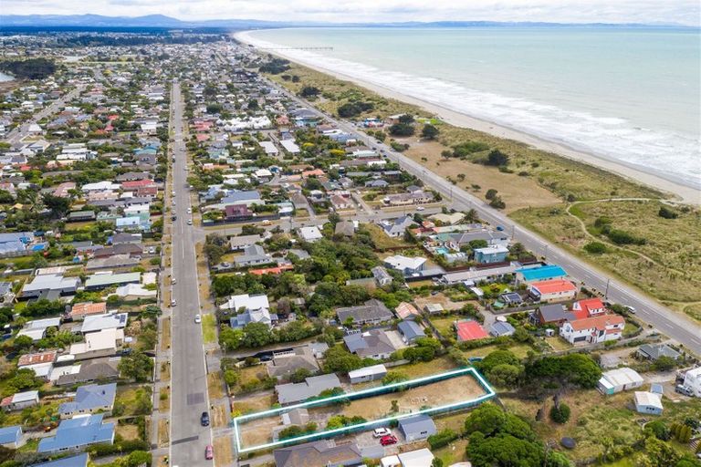Photo of property in 181 Pine Avenue, South New Brighton, Christchurch, 8062