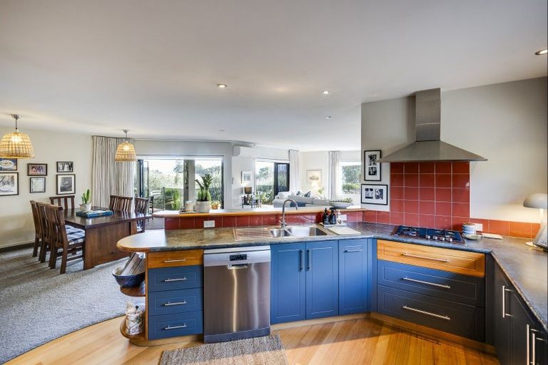 Photo of property in 36 Selwyn Road, Havelock North, 4130