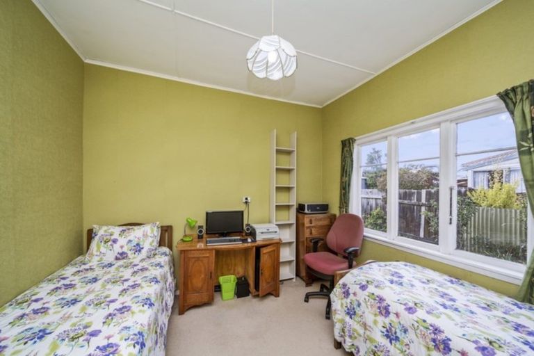 Photo of property in 86 Cordelia Street, Stratford, 4332