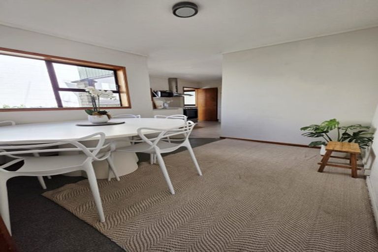Photo of property in 73b Centreway Road, Orewa, 0931