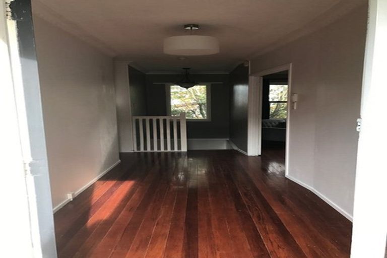 Photo of property in 6 Brough Road, Manurewa East, Auckland, 2102