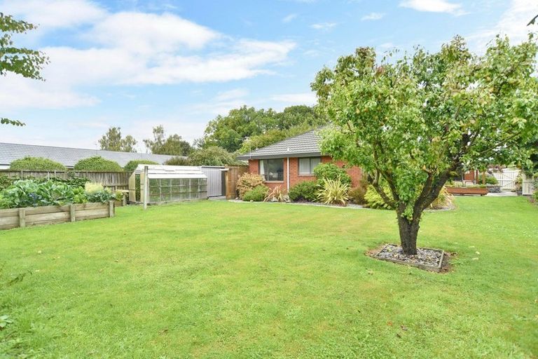Photo of property in 35 Kingsbury Avenue, Rangiora, 7400