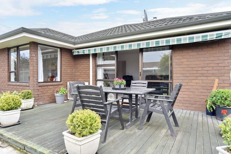 Photo of property in 18 Harrall Place, Kaiapoi, 7630