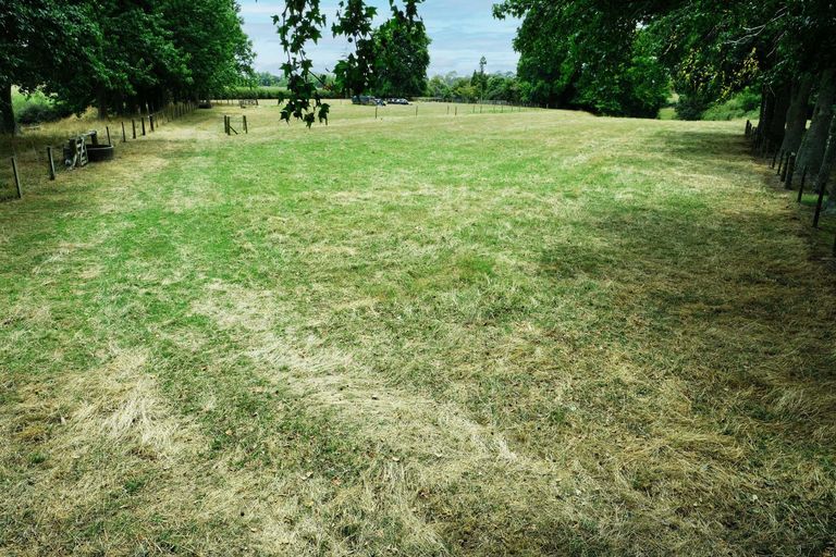 Photo of property in 64 Peacockes Lane, Peacocke, Hamilton, 3282