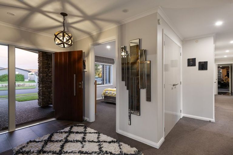 Photo of property in 3 Silicon Way, Fitzherbert, Palmerston North, 4410
