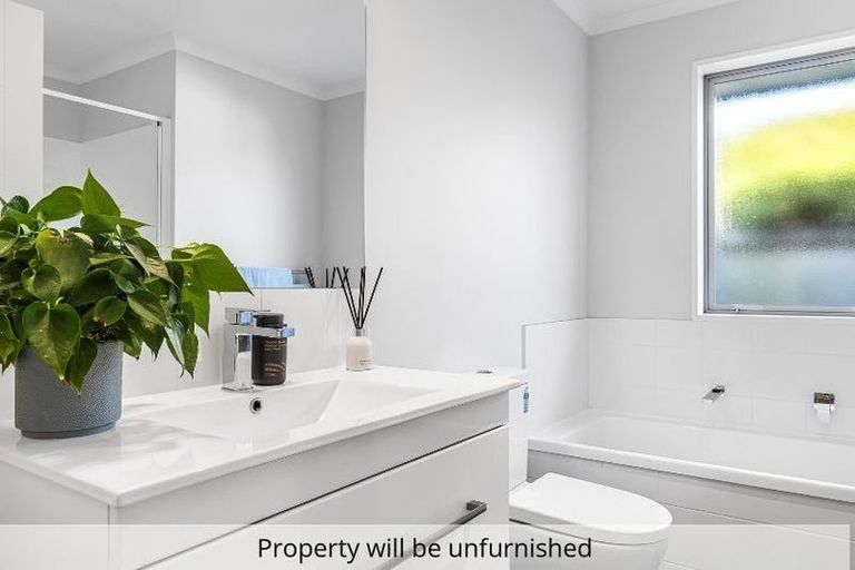 Photo of property in 8 Ellesmere Street, Marshland, Christchurch, 8083