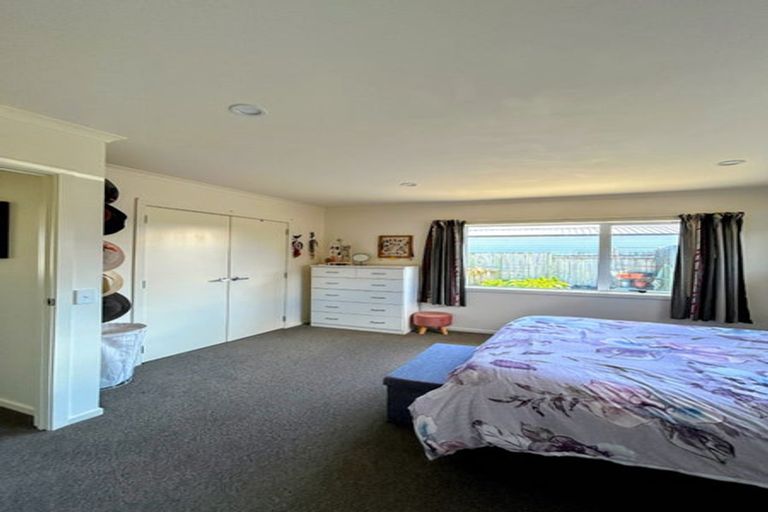Photo of property in 10 Wescombe Grove, Feilding, 4702