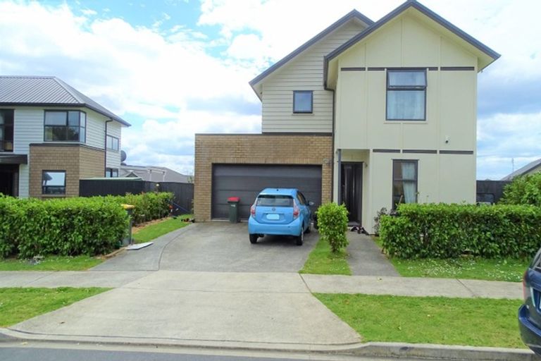 Photo of property in 9 Hirimate Place, Flat Bush, Auckland, 2019