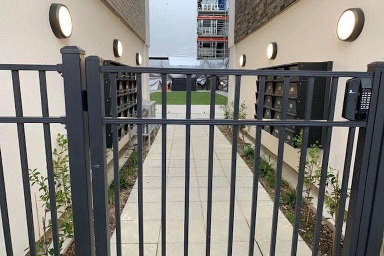 Photo of property in 8/16c Constable Street, Newtown, Wellington, 6021