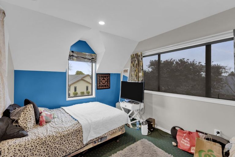 Photo of property in 6 Fencourt Place, Rototuna North, Hamilton, 3210