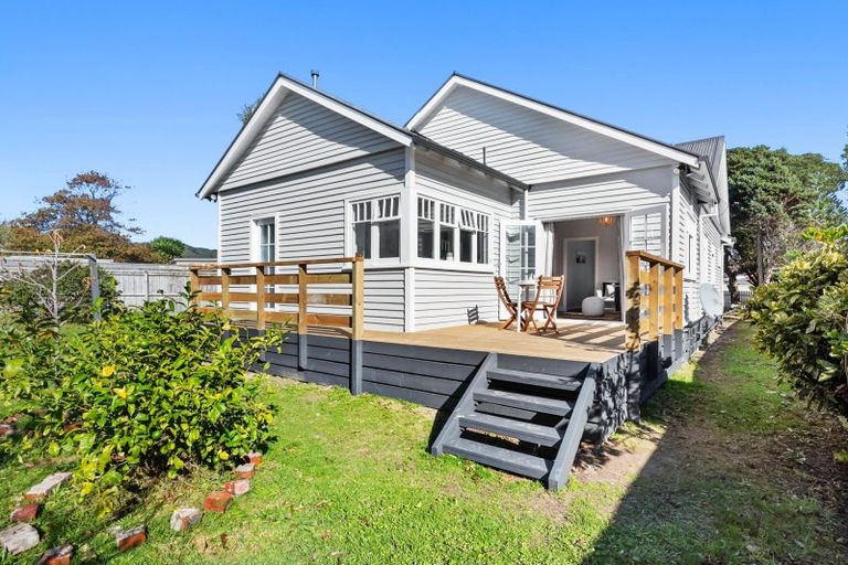 Photo of property in 5 York Street, Moera, Lower Hutt, 5010