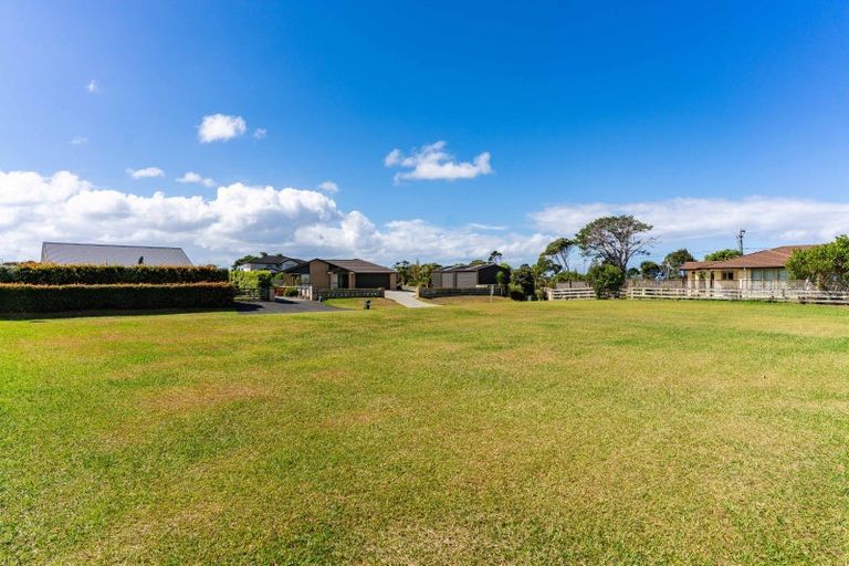 Photo of property in 3 Sunlea Lane, Mangawhai, 0505