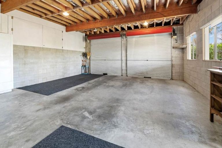 Photo of property in 136 West Hoe Heights, Orewa, 0931