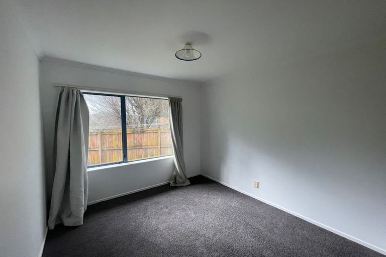 Photo of property in 15 Kalgan Place, Burswood, Auckland, 2013