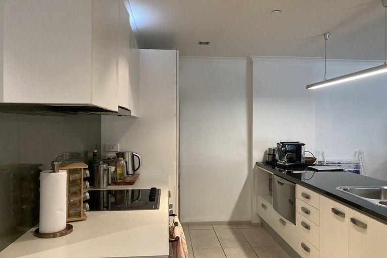 Photo of property in Bellagio Apartments, 3c/39 Taranaki Street, Te Aro, Wellington, 6011
