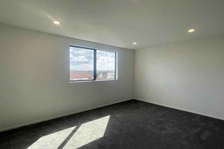Photo of property in 24 Clementine Place, Bucklands Beach, Auckland, 2014