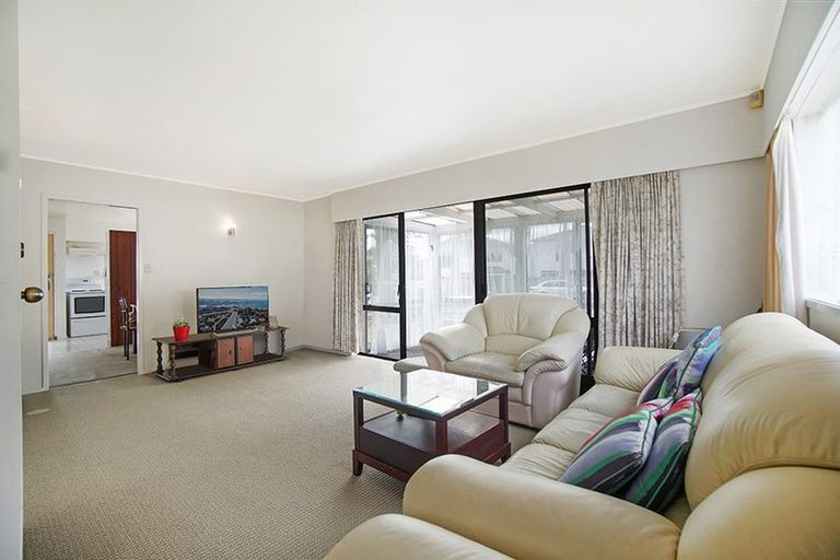 Photo of property in 1/39 Landscape Road, Papatoetoe, Auckland, 2025