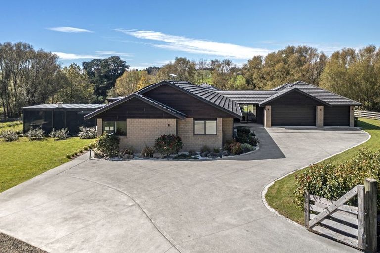 Photo of property in 34 Arone Way, Wainui, Silverdale, 0994