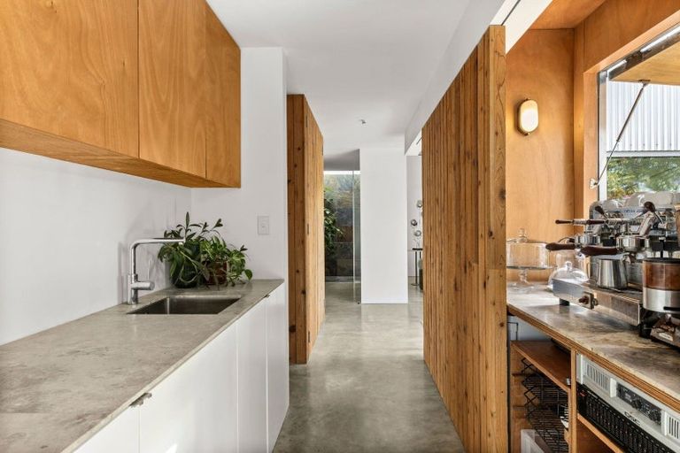 Photo of property in 90 Alpha Street, Cambridge, 3434