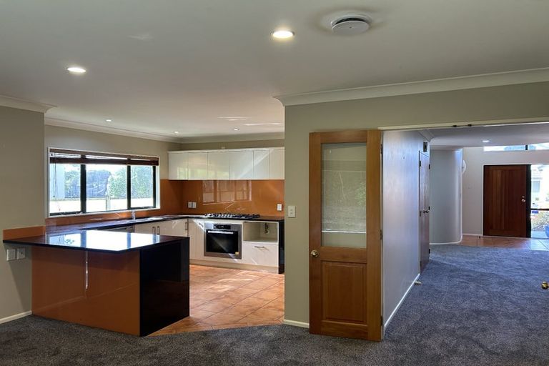 Photo of property in 12 Waterhouse Drive, Brooklyn, Wellington, 6021