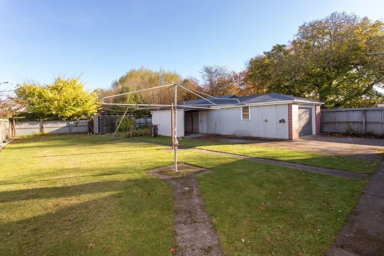 Photo of property in 101 Englefield Road, Northwood, Christchurch, 8051