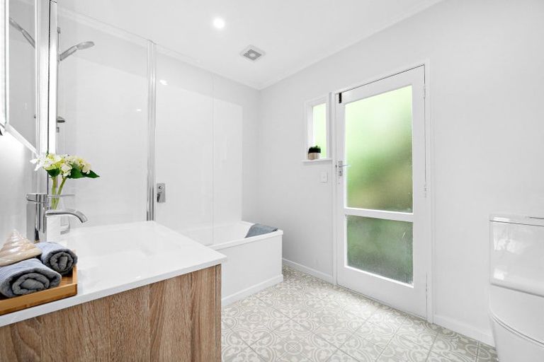 Photo of property in 30 Owhiro Bay Parade, Owhiro Bay, Wellington, 6023