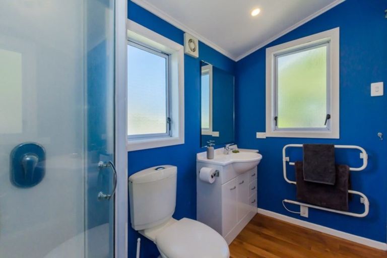 Photo of property in 21 Te Kupe Road, Paraparaumu Beach, Paraparaumu, 5032