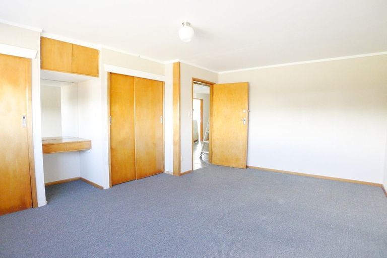 Photo of property in 739 Te Atatu Road, Te Atatu Peninsula, Auckland, 0610