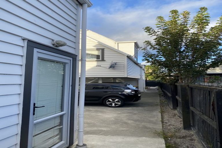 Photo of property in 327 Barbadoes Street, Christchurch Central, Christchurch, 8011
