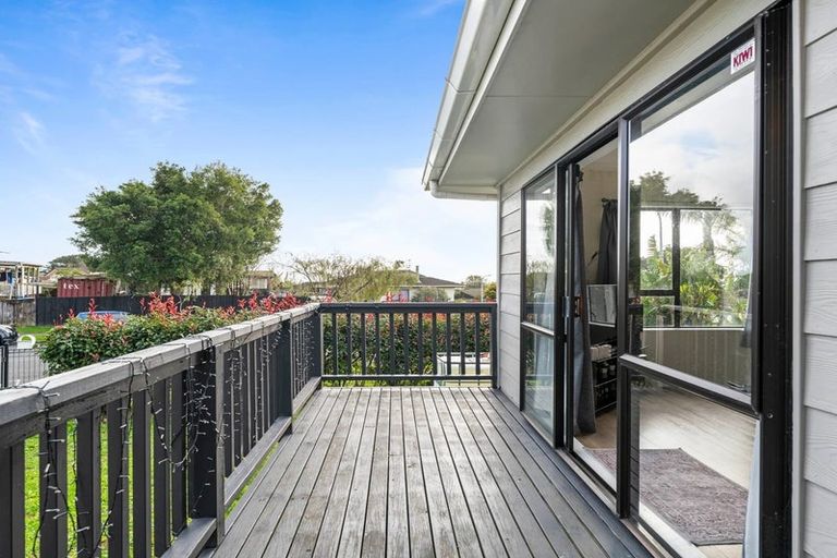 Photo of property in 61 Charntay Avenue, Clover Park, Auckland, 2019