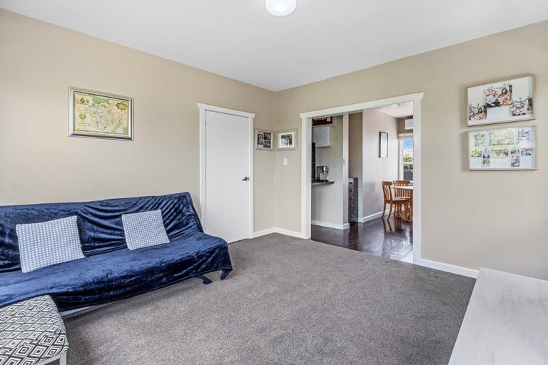 Photo of property in 89 Aorangi Road, Bryndwr, Christchurch, 8053