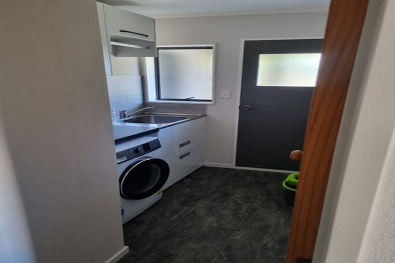 Photo of property in 11 Lowther Place, Taradale, Napier, 4112