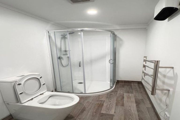 Photo of property in 135 Ruskin Road, Newlands, Wellington, 6037