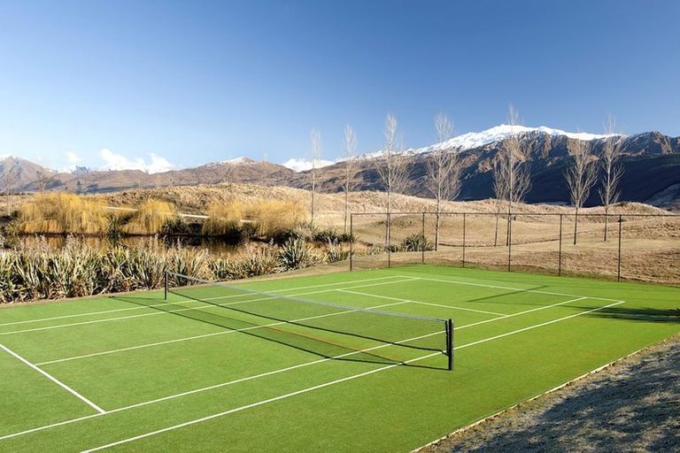 Photo of property in 6 Haggitt Lane, Lake Hayes, Queenstown, 9371