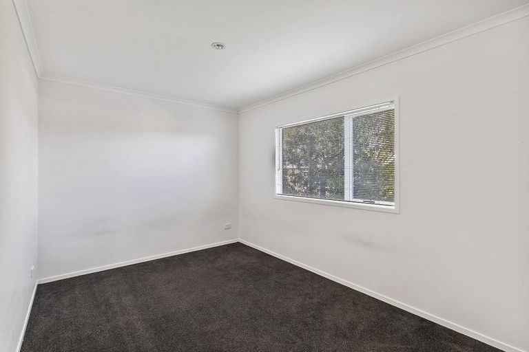 Photo of property in 103 Flat Bush Road, Clover Park, Auckland, 2023