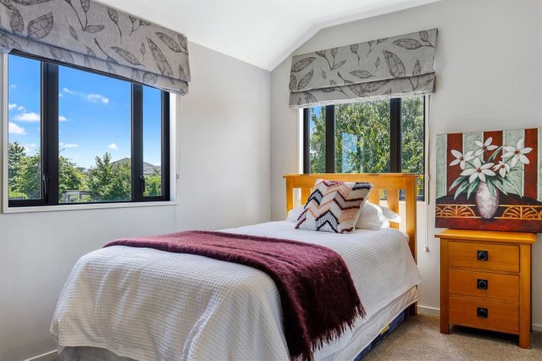 Photo of property in 1 Sharnbrook Lane, Casebrook, Christchurch, 8051