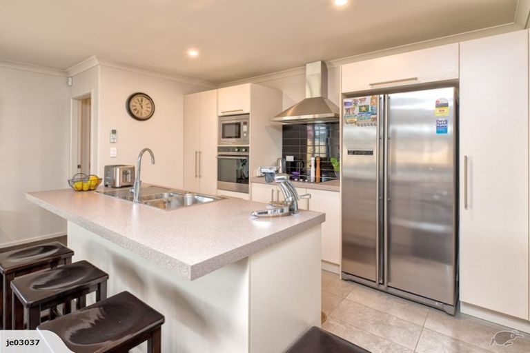 Photo of property in 8 Matawai Puna Drive, Pukekohe, 2120